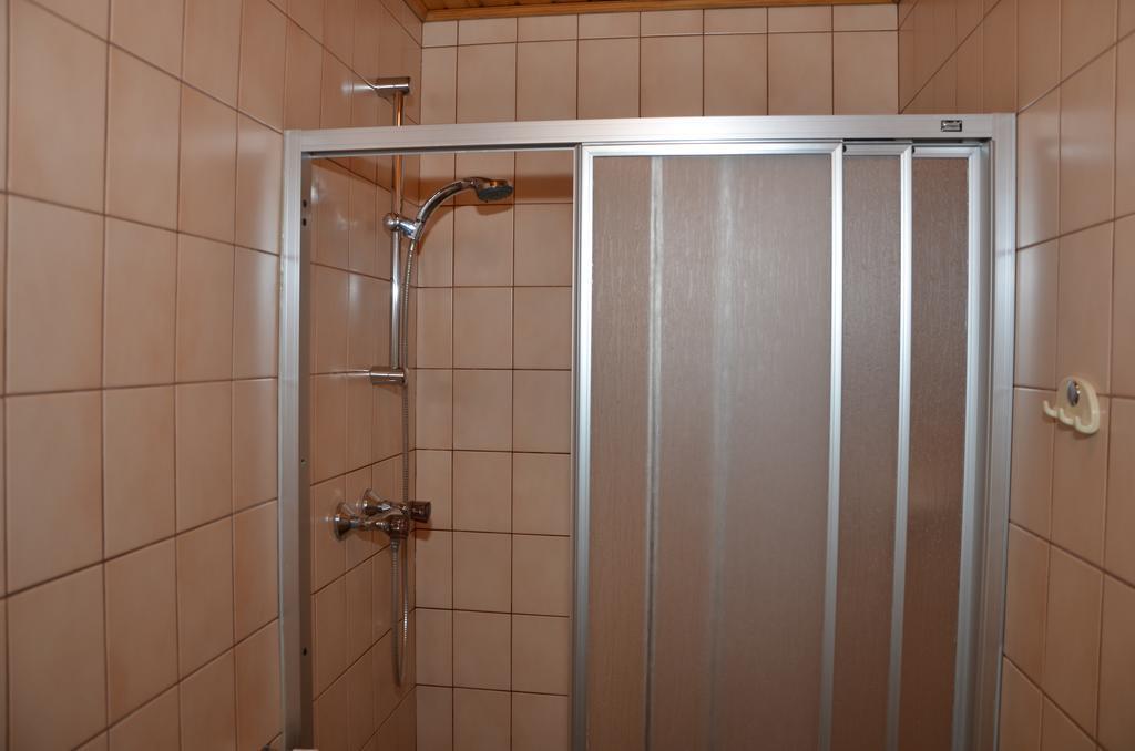 Hotel Haus Dachstein Schnitzer Eben Im Pongau Habitación foto