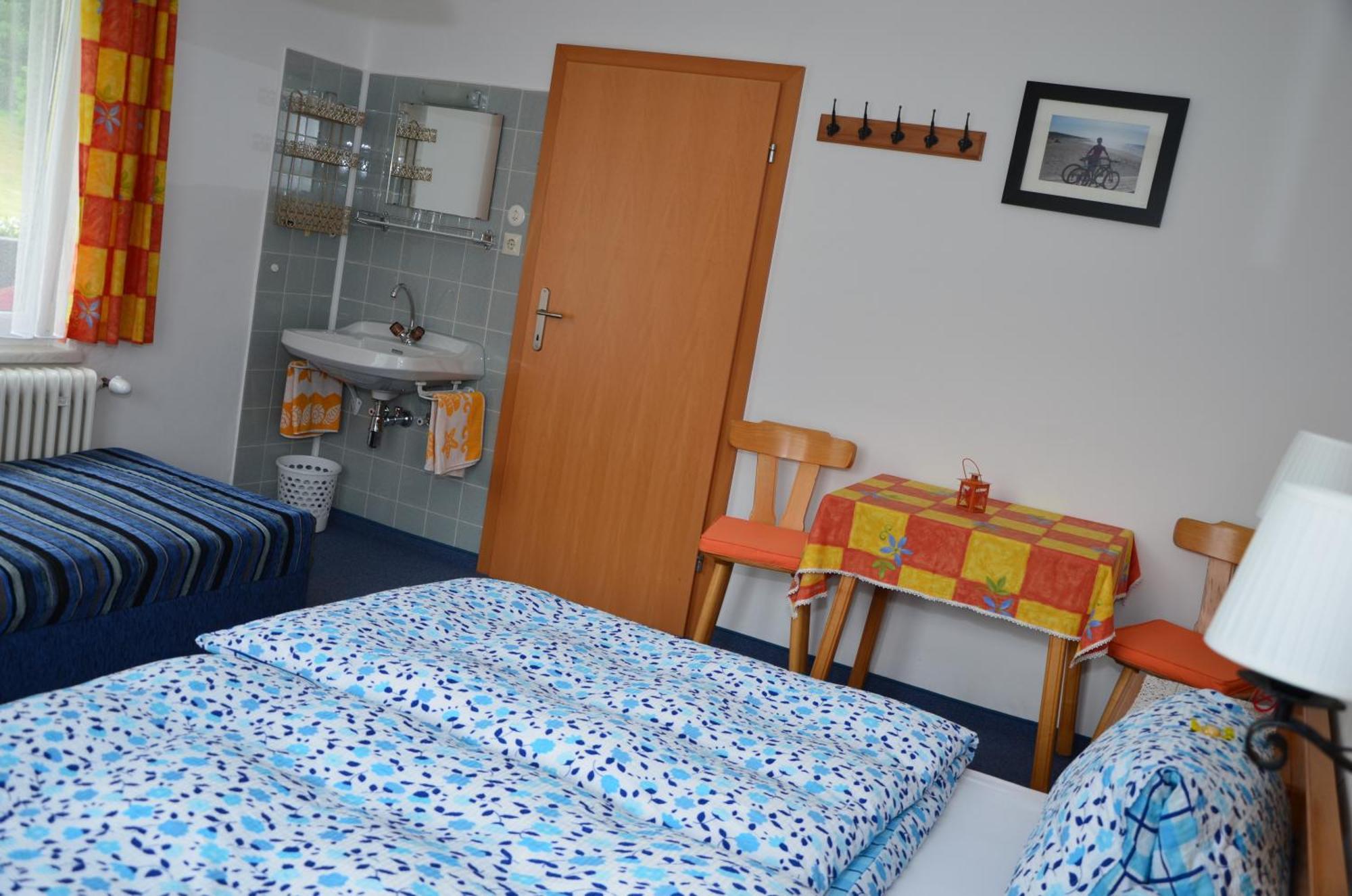 Hotel Haus Dachstein Schnitzer Eben Im Pongau Habitación foto